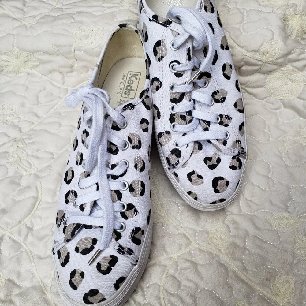 EUC KEDS Triple Decker Platform Pure White Cheetah WF63042 sneaker (9) KICKS